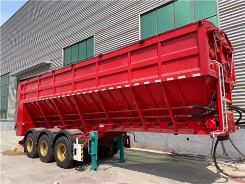 履带式运输车