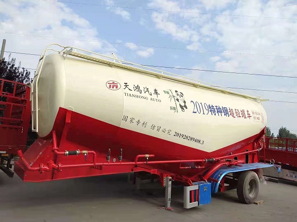下灰运输半挂车