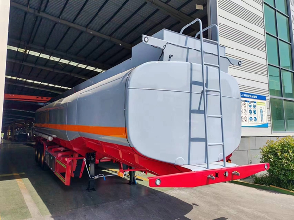 小型油罐车